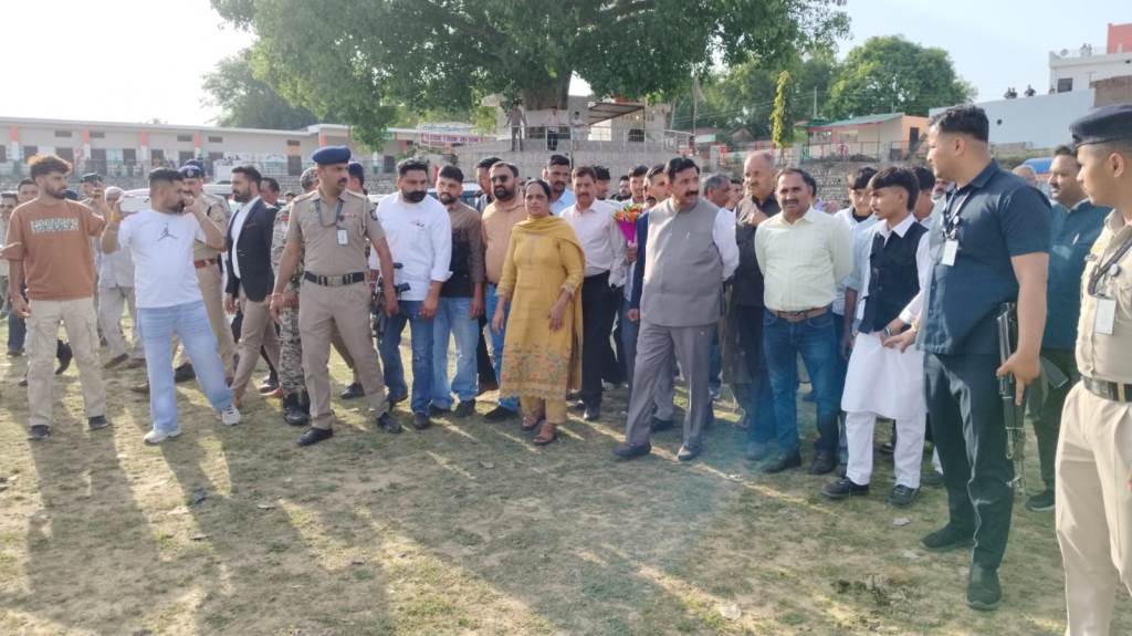 हरोली में मुख्यमंत्री का भव्य स्वागत 250 करोड़ की बल्क ड्रग पार्क परियोजना का शुभारंभ